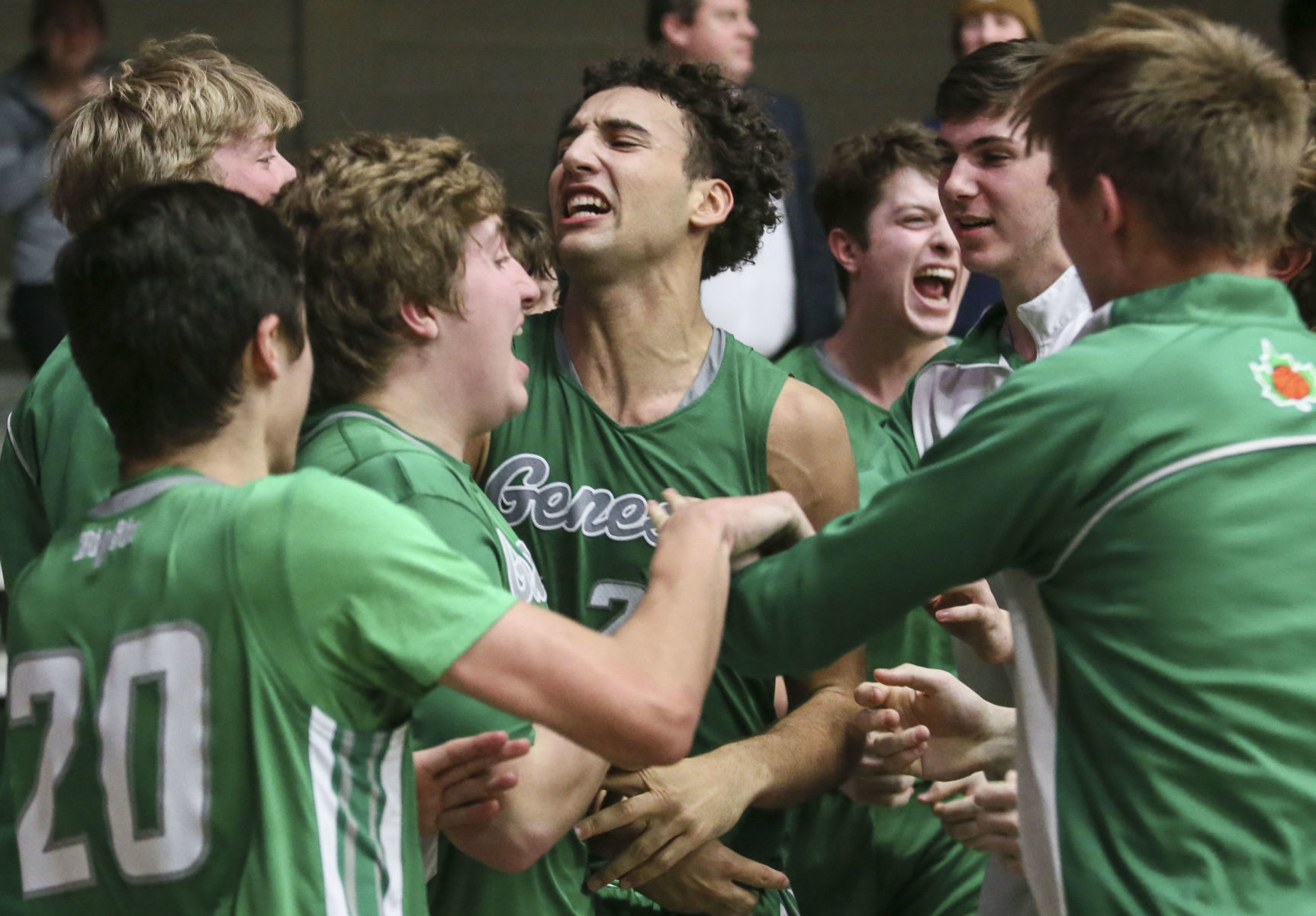 013120-qc-spt-gen-moline-hoops-18.JPG